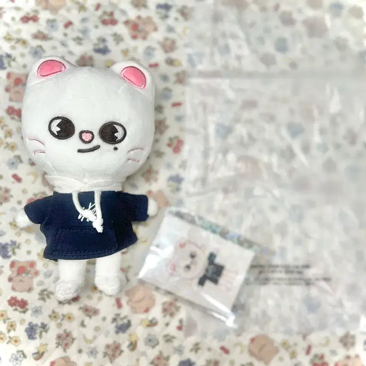 [BUNJANG] Stray Kids Jiniret 16cm Mini Plush / 스키주 지니렛 16cm 미니 새상품