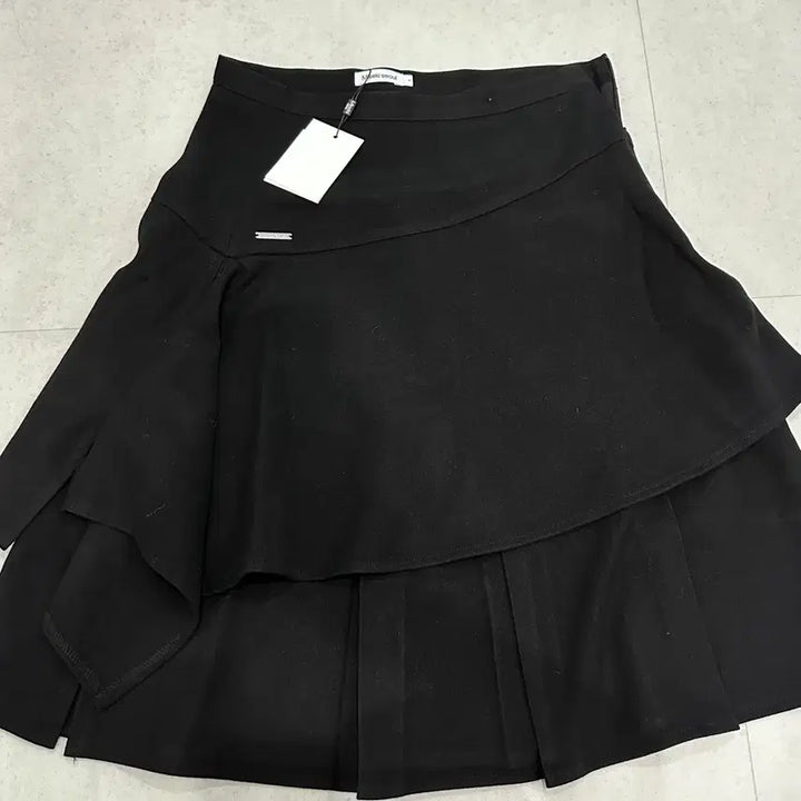 [BUNJANG] Miseki Seoul Say Layered Midi Skirt Black / 미세키서울 세이 레이어드 미디 스커트 블랙 (새상품)