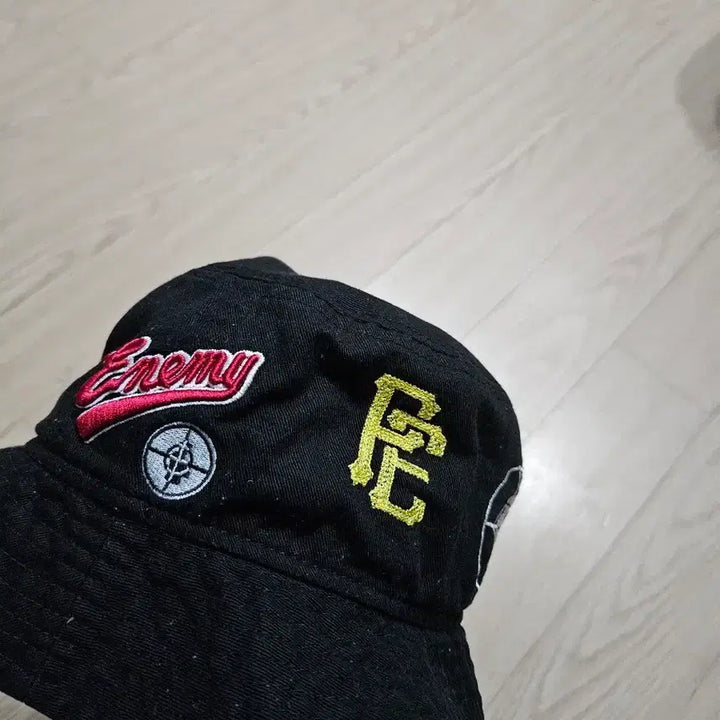 [BUNJANG] Public Enemy New Era Bucket Hat / 퍼블릭 에너미 버킷 newera
