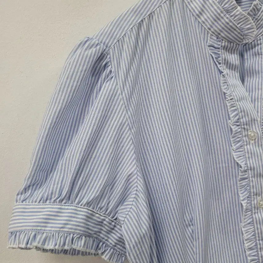 [BUNJANG] THEOPIA Striped Short Sleeve Blouse / THEOPIA 스트라이프 반팔 블라우스