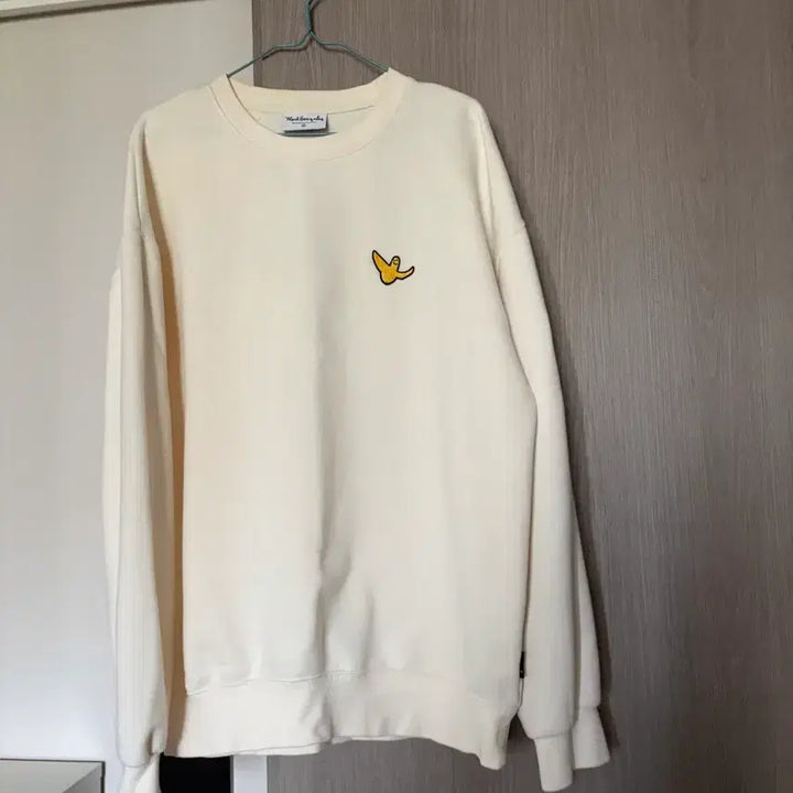 [BUNJANG] Mark Gonzales x Whosbag Ivory Sweatshirt / 마크 곤잘레스 와릿이즌 아이보리 맨투맨