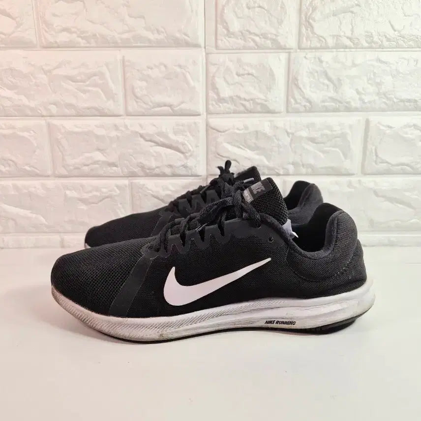 [BUNJANG] Nike Downshifter 8 Running Shoes Sneakers / 나이키 270 다운쉬프터 8 런닝화 운동화