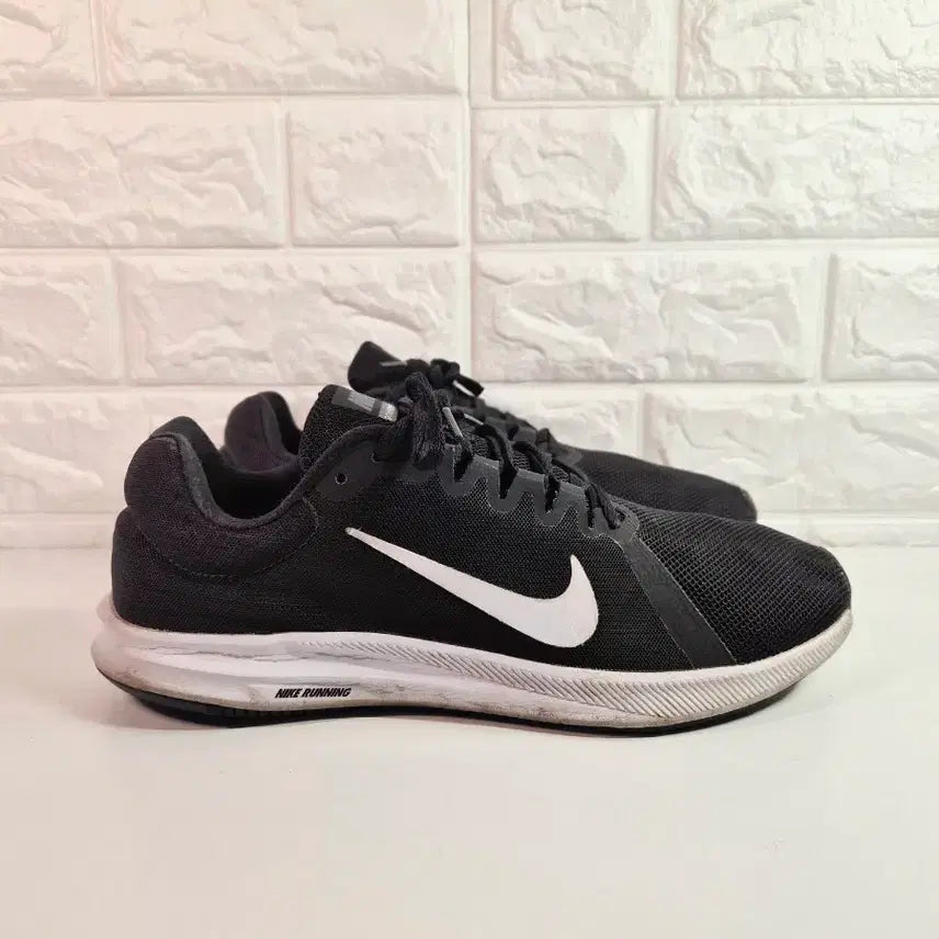[BUNJANG] Nike Downshifter 8 Running Shoes Sneakers / 나이키 270 다운쉬프터 8 런닝화 운동화