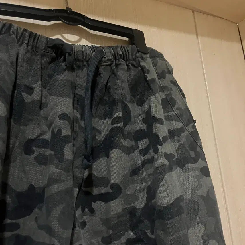 [BUNJANG] Cotton Camo Military Wide Fit Balloon Fit Jogger Pants / 새상품) 카모 밀리터리 와이드 팬츠 벌룬핏 조거 팬츠 코튼
