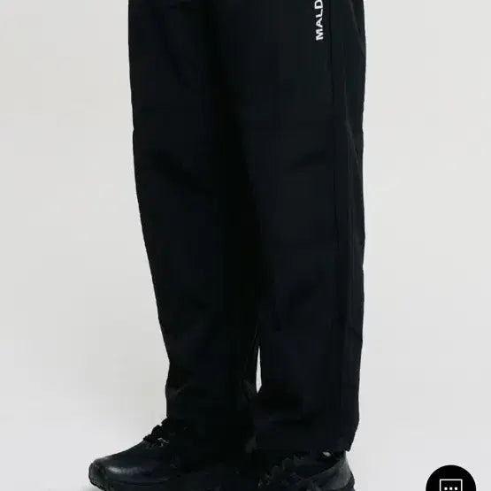 [BUNJANG] Malden Authentic Woven Track Pants Black / 몰든 어센틱 우븐 트랙팬츠 MALDEN 블랙 트레이닝 바지