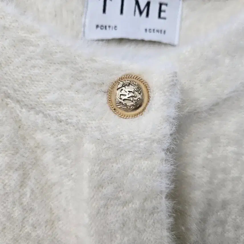 [BUNJANG] TIME Wool Cardigan Ivory / 타임 보들보들 가디건 상태굿