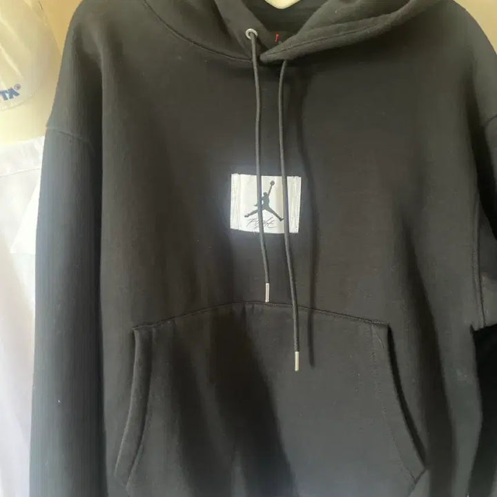 [BUNJANG] Nike Jordan Flight Essentials Fleece Hoodie / 나이키 조던 플라이트 에센셜 플리스 후드 판매합니다.