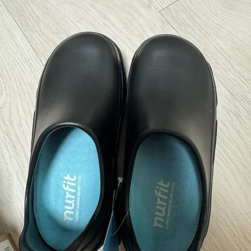 [BUNJANG] Nurfit Nurse Shoes 225 / 널핏 간호화 새제품 225