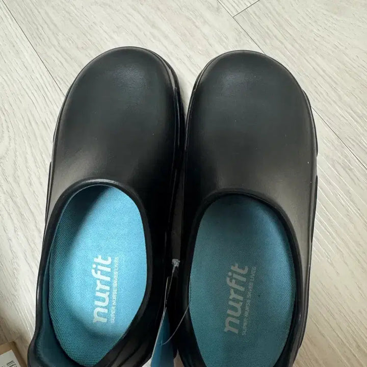 [BUNJANG] Nurfit Nurse Shoes 225 / 널핏 간호화 새제품 225