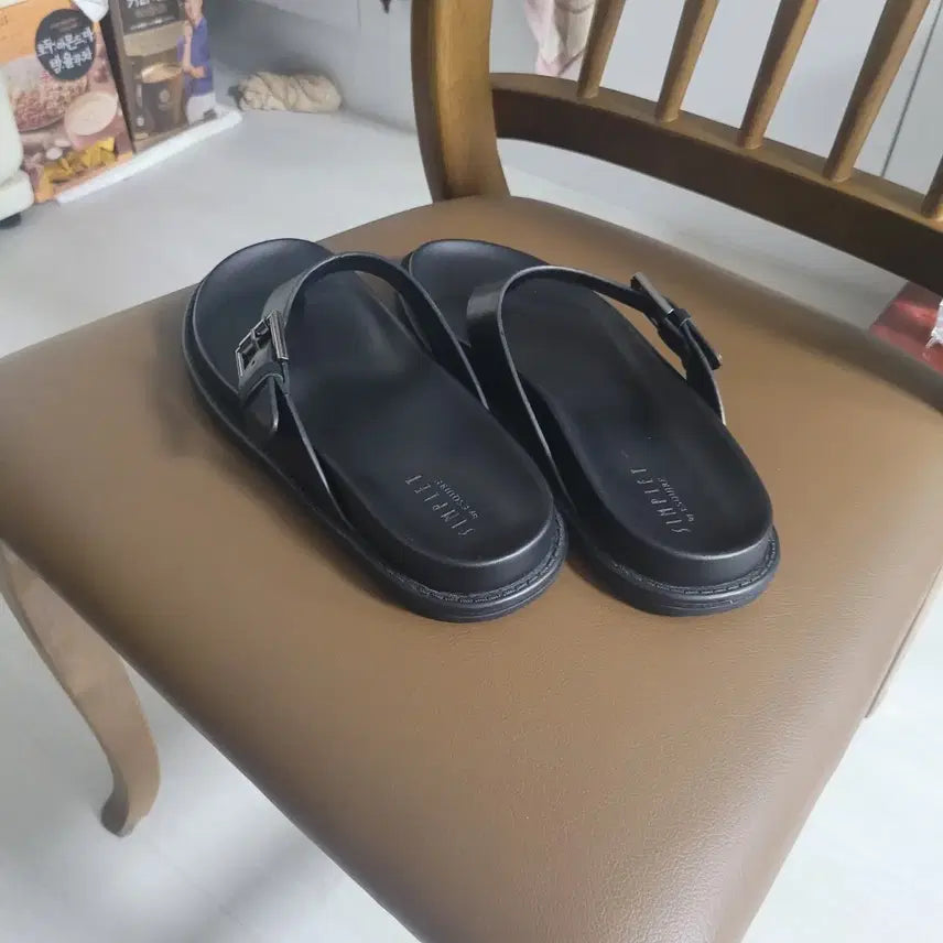 [BUNJANG] ESQUIRE Platform Flip-Flops Black Size 255 / 에스콰이어 통굽 쪼리 블랙 255(새상품)