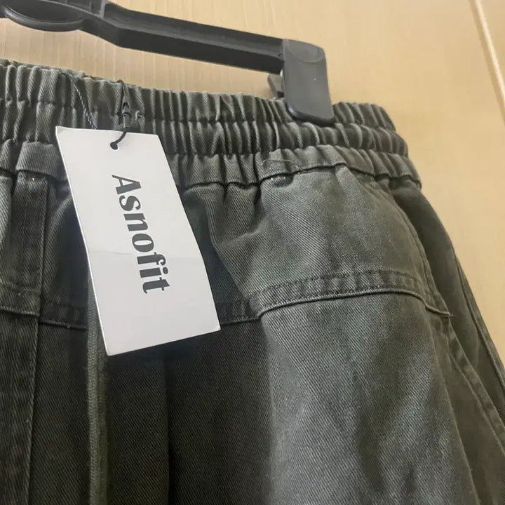 [BUNJANG] Asnofit Pigment Cargo Pocket Wide Cotton Pants Khaki / 새상품 택) Asnofit 카고 포켓 피그먼트 와이드 카키 면팬츠