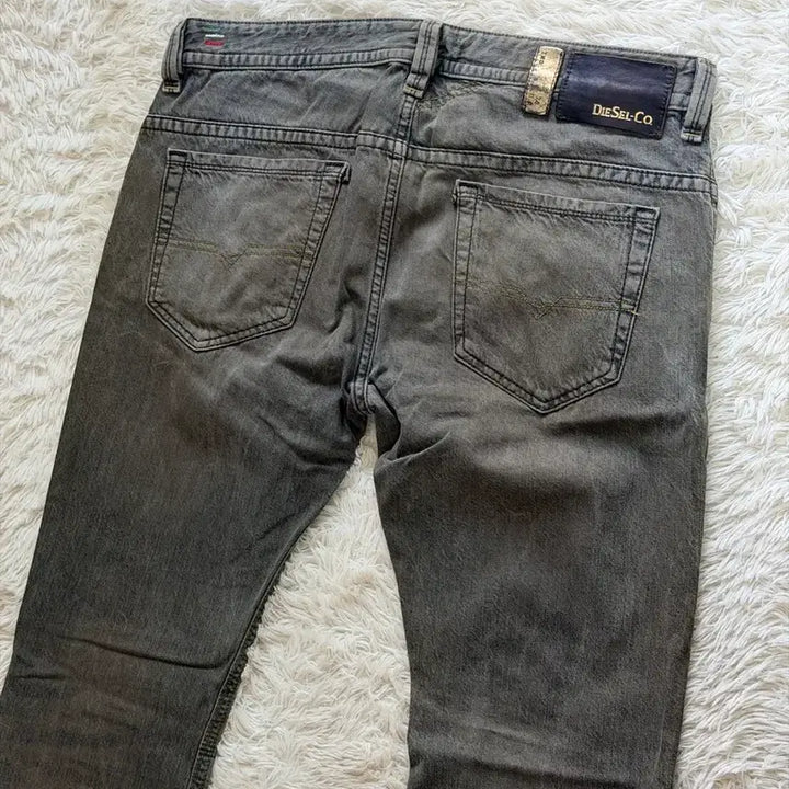 [BUNJANG] Diesel Thavar Slim Skinny Jeans Charcoal Grey Wash / 디젤 블랙 데님 청바지