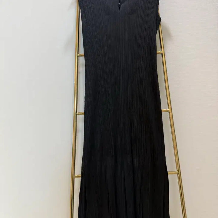 [BUNJANG] Pleats Please Black Dress / 플리츠플리즈 블랙원피스