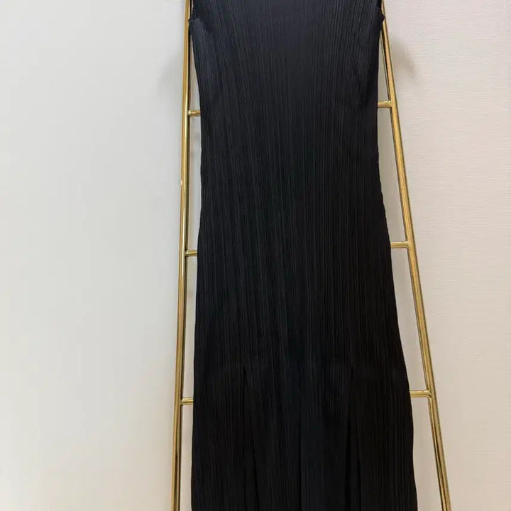 [BUNJANG] Pleats Please Black Dress / 플리츠플리즈 블랙원피스