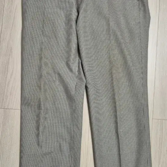 [BUNJANG] Uniqlo Spring/Summer Check Trousers Size 82 / 유니클로 봄,여름 체크 바지 82