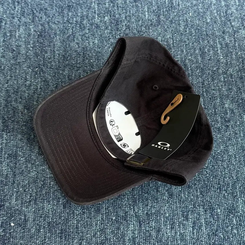 [BUNJANG] Oakley Remix Dad Hat Blackout / [오클리/새상품/택있음] 리믹스 대드 햇 블랙아웃