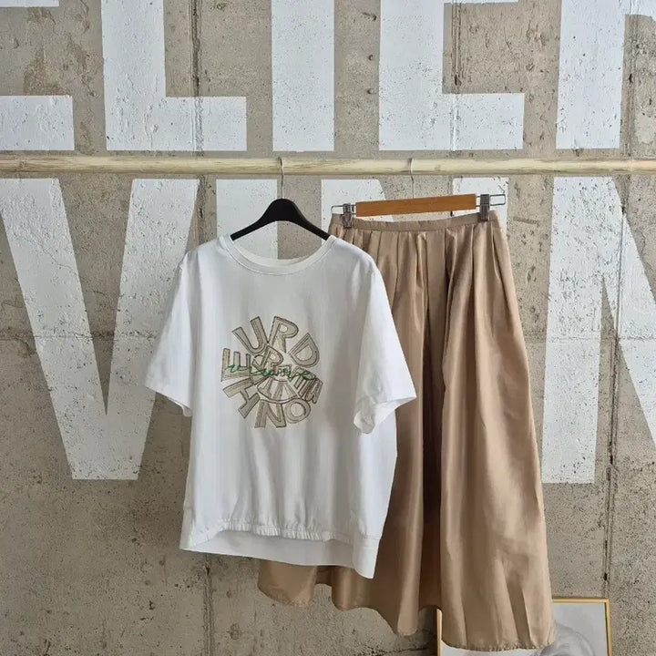 [BUNJANG] White Printing Short Sleeve T-Shirt / 화이트 프린팅 반팔티셔츠(TS