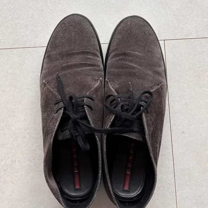 [BUNJANG] Prada Suede Minimal Chukka Shoes UK 8.5 / 빈티지 PRADA 스웨이드 미니멀 처카 슈즈 풀구성 UK8.5
