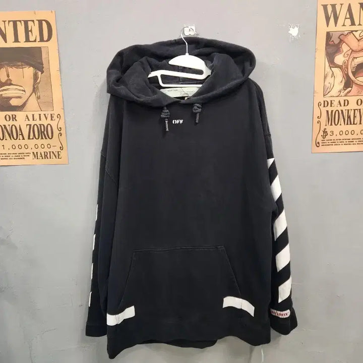 [BUNJANG] Off-White Black Hoodie / 오프화이트 블랙 후드티