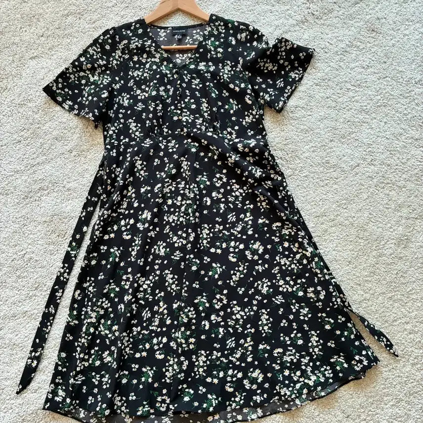 [BUNJANG] Plastic Island Short Sleeve Dress XS / 플라스틱아일랜드 반팔 원피스