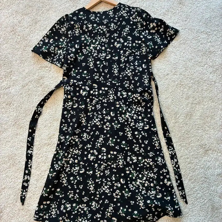 [BUNJANG] Plastic Island Short Sleeve Dress XS / 플라스틱아일랜드 반팔 원피스