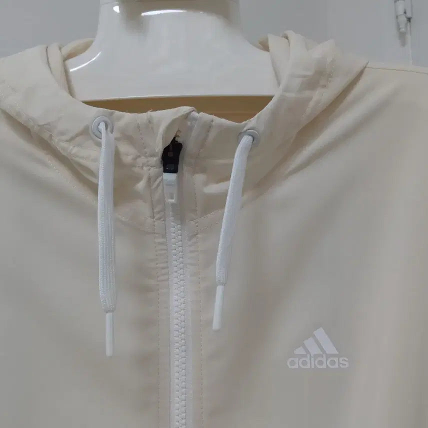 [BUNJANG] Adidas Lightweight Mesh Hooded Jumper (Women&