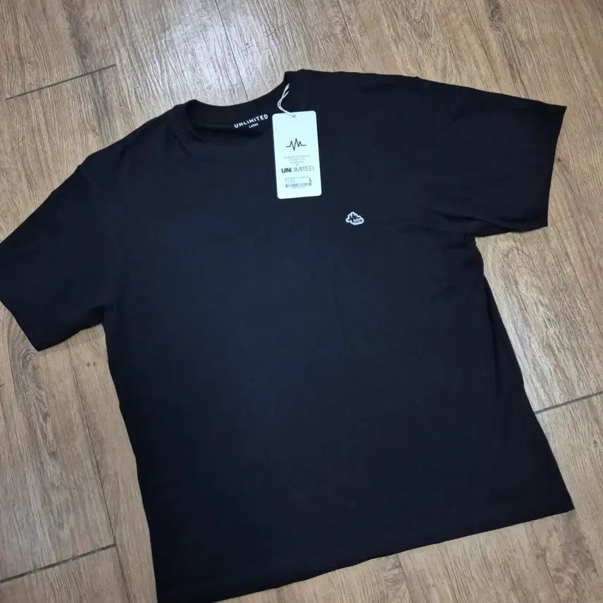 [BUNJANG] Unlimit Short Sleeve T-Shirt / (새상품)언리미트 반소매 티셔츠 [정가 42,000원]