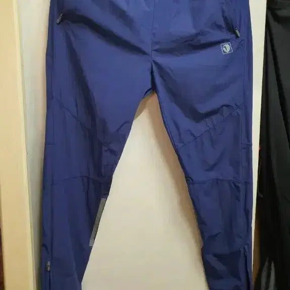 [BUNJANG] Black Yak Slim Fit Training Pants / 블랙야크 트레이닝 팬츠30