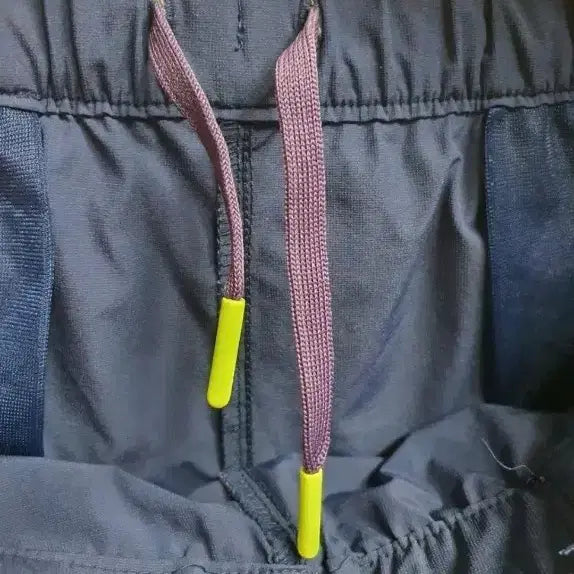 [BUNJANG] Black Yak Slim Fit Training Pants / 블랙야크 트레이닝 팬츠30