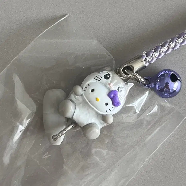 [BUNJANG] Kitty Strap Flying Squirrel (Sealed) / (미개봉) 키티스트랩 꼬리펑 날다람쥐