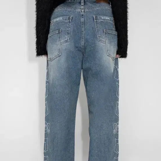 [BUNJANG] Leey Yeel Embroidered Denim Pants / Leey yeel 자수 데님 팬츠 (하자참고)