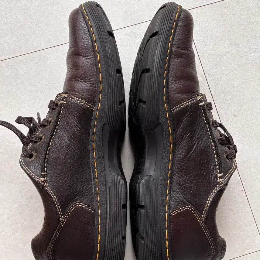 [BUNJANG] Vintage Dr. Martens Rockland Oiled Leather Shoes - Brown, UK10 / 빈티지 닥터마틴 ROCKLAND 브라운 레더 슈즈 UK10