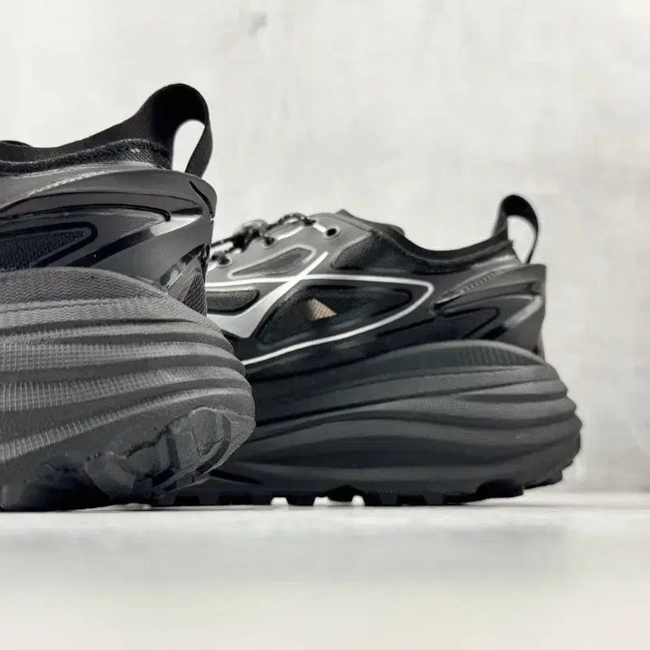 [BUNJANG] Hoka Stinson ATR 7 Black Silver Running Shoes / 호카 스틴슨 원세븐 블랙 실버 편안한 데일리 운동화