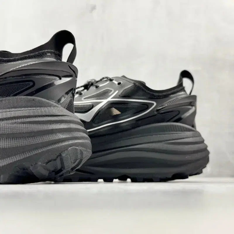 [BUNJANG] Hoka Stinson ATR 7 Black Silver Running Shoes / 호카 스틴슨 원세븐 블랙 실버 편안한 데일리 운동화