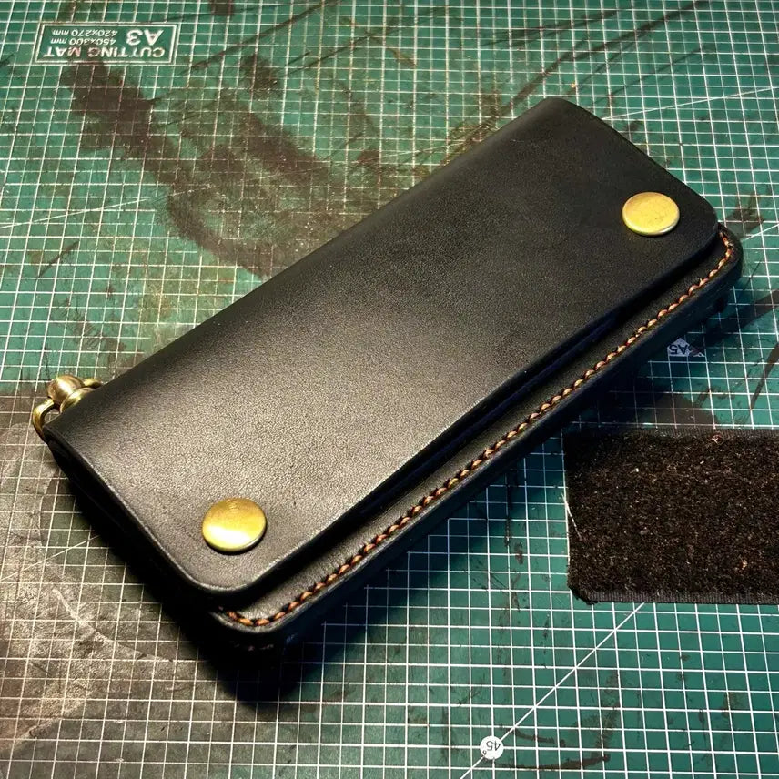 [BUNJANG] Black Full Grain Trucker Wallet with Brass Chain / [새제품]황동체인 블랙 풀그레인 트러커월렛