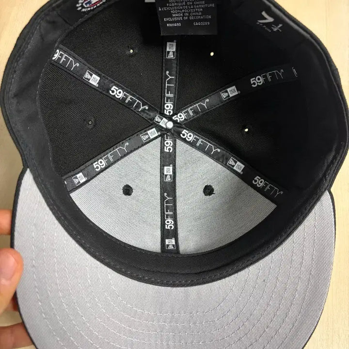 [BUNJANG] New Era Black NY Fitted Cap 7 1/4 (57.7cm) / 뉴에라 블랙 ny 피티드캡 714(57.7)
