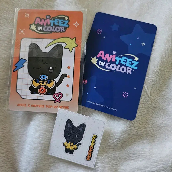 [SOLD OUT] ATEEZ 에이티즈 우영 애니티즈 포카 + 스티커