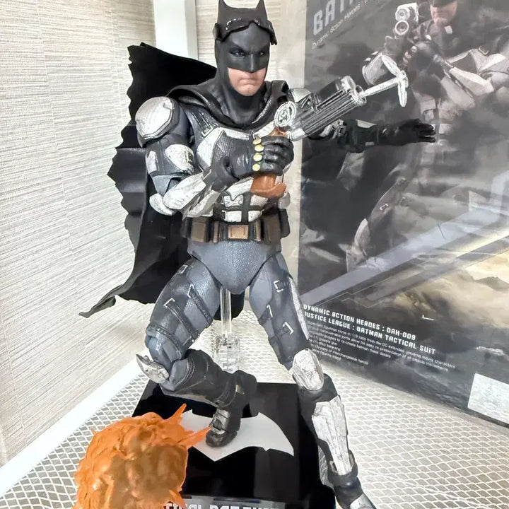 [BUNJANG] Beast Kingdom Justice League Batman Tactical Suit Figure (Opened) / 비스트킹덤 DC 저스티스리그 배트맨 텍티컬 수트 피규어 개봉품