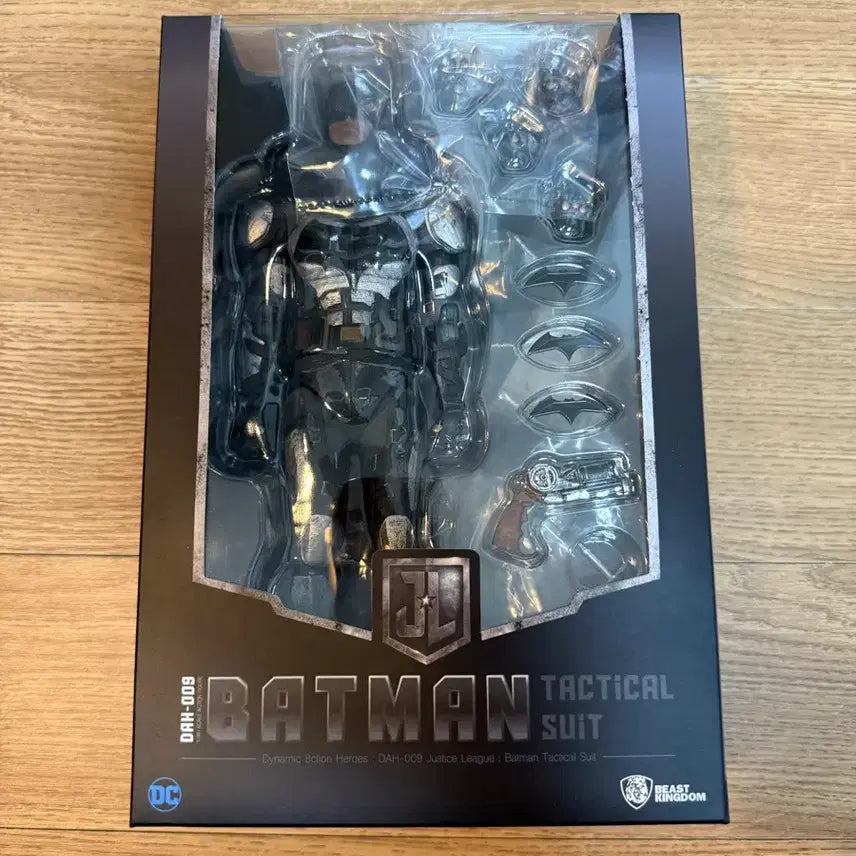 [BUNJANG] Beast Kingdom Justice League Batman Tactical Suit Figure (Opened) / 비스트킹덤 DC 저스티스리그 배트맨 텍티컬 수트 피규어 개봉품