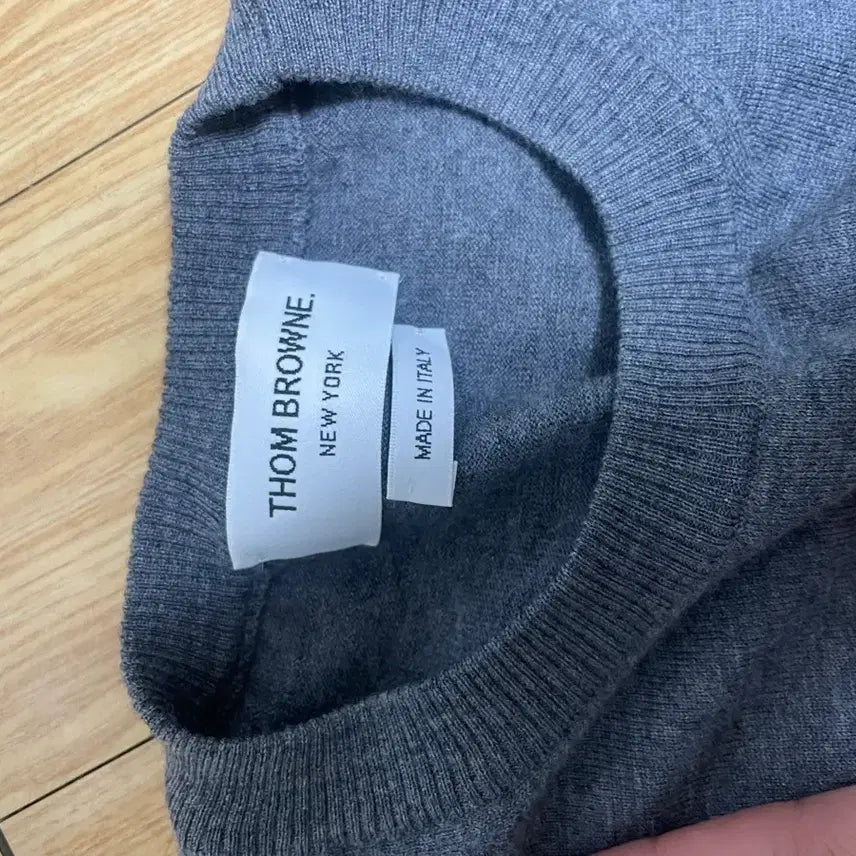 [BUNJANG] Thom Browne Knitwear Size 2 / 톰브라운 니트 2사이즈