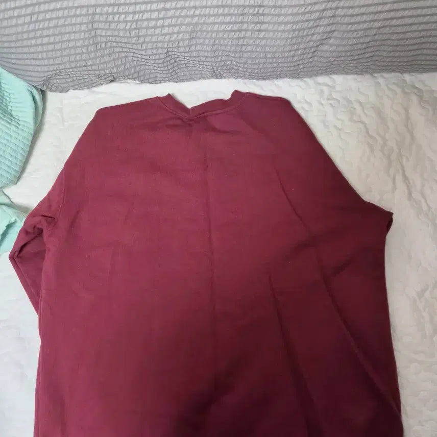 [BUNJANG] Dime Embossed Sweatshirt Burgundy / 다임 Dime 엠보싱 맨투맨 버건디