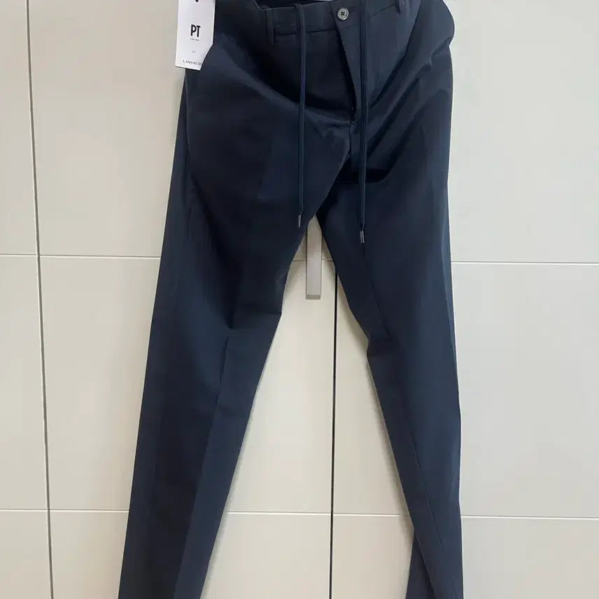 [BUNJANG] PT Torino Travel Navy Slacks / PT 토리노 트래블 네이비 바지