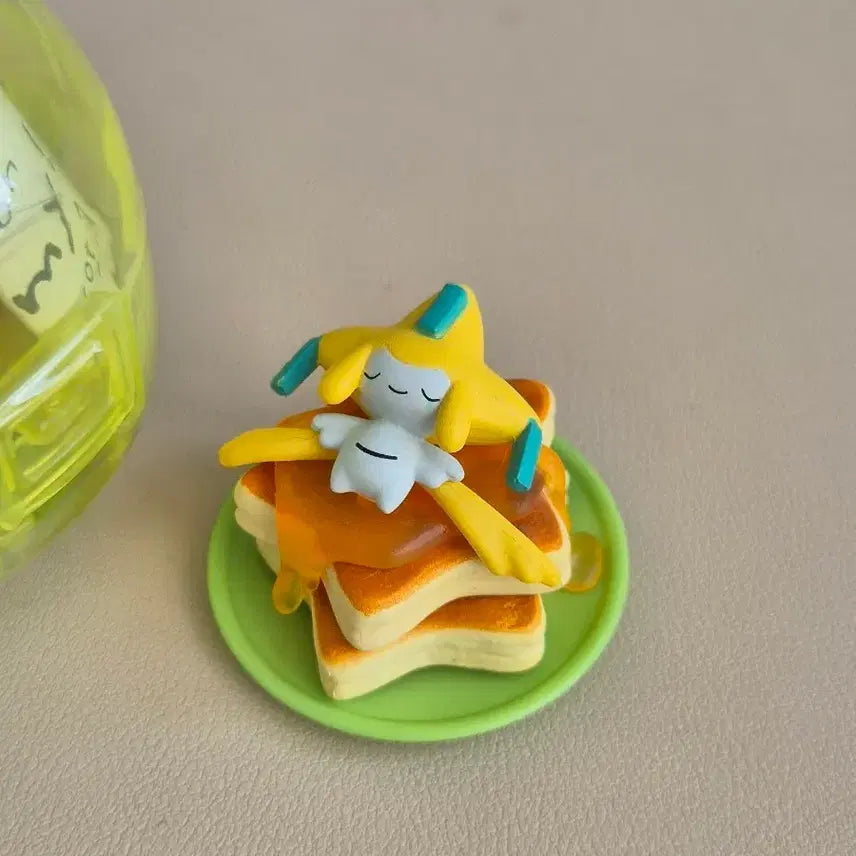 [SOLD OUT] 포켓몬 지라치 팬케이크 피규어