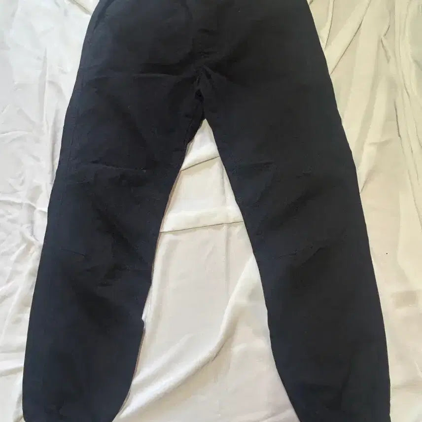 [BUNJANG] Black Training Jogger Pants - Size M / 검정색 트레이닝 조거 팬츠 M  .(148)