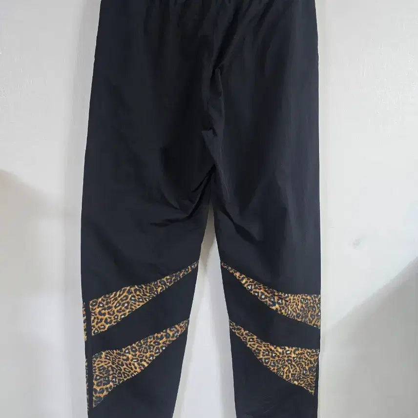 [BUNJANG] Adidas Leopard Track Pants Black L / 아디다스 레오파드 트랙 팬츠 블랙 L