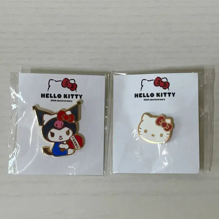[BUNJANG] Sanrio Kitty Kuromi 50th Anniversary Limited Edition Metal Mold Badge / 산리오 키티 쿠로미 50주년 한정판 금속 금형 뱃지 인형 피규어 키링