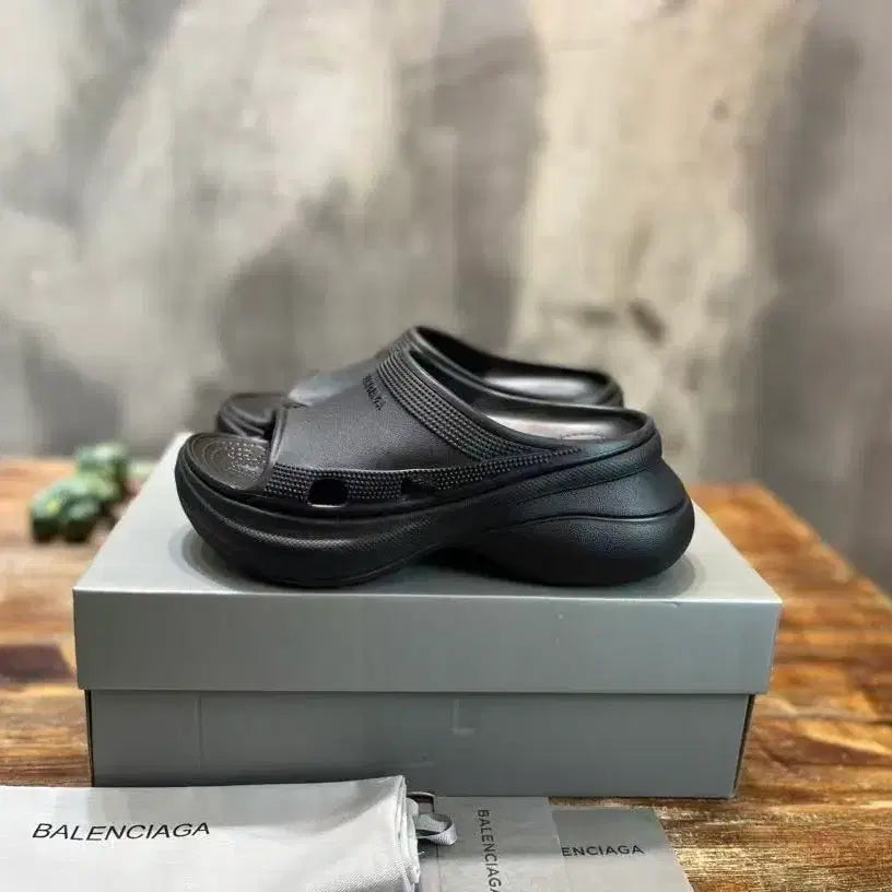 [BUNJANG] Balenciaga x Crocs Collaboration Clog Mules - Women&