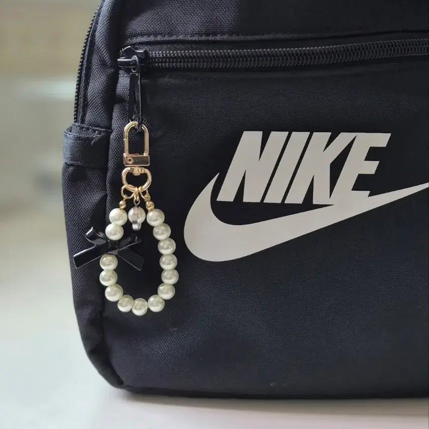[BUNJANG] Black Ribbon Pearl Bag Charm Keychain / 블랙 리본 진주 키링 / 가방 키링 / 백참