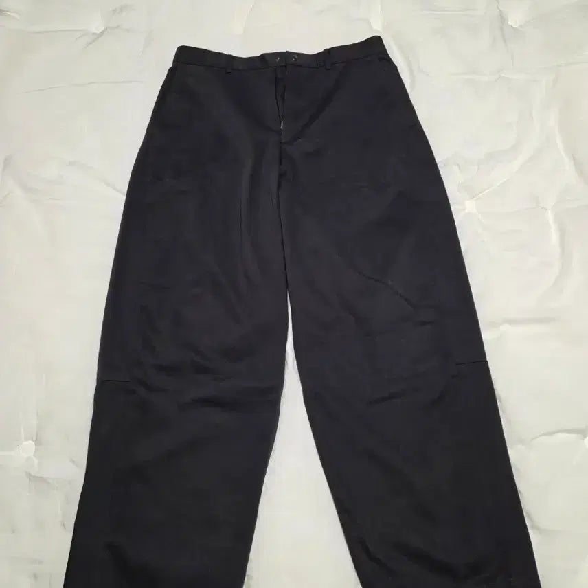 [BUNJANG] Hatching Room Curve Chino Pants Blue Charcoal Size 4 / 해칭룸 커브 치노 팬츠 블루 차콜 4사이즈