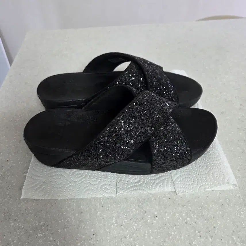[SOLD OUT] 핏플랍 글리터링 슬리프 240.245